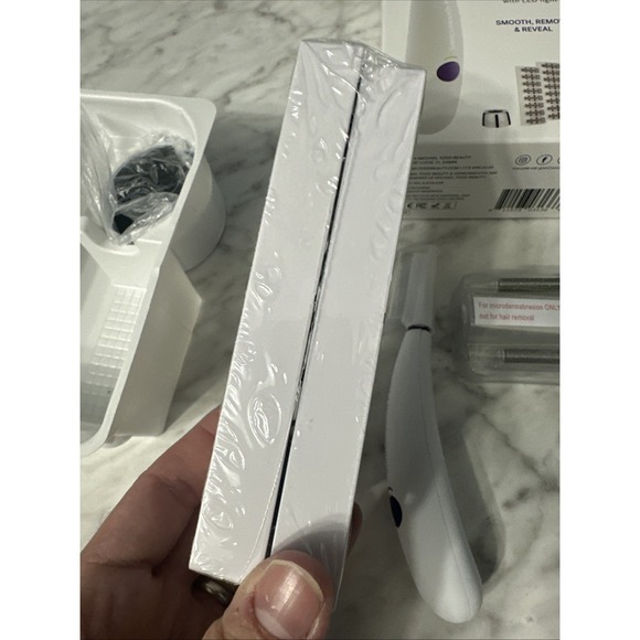 Michael Todd Sonicsmooth Pro+ Sonic Dermaplaning and Facial Hair/Open Box/NEW - Picture 6 of 16